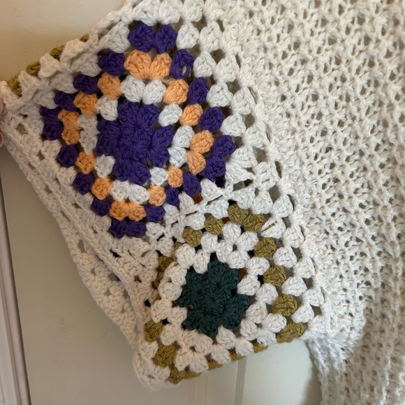 Universal Thread Ivory Crochet Sweater - Picture 2 of 5